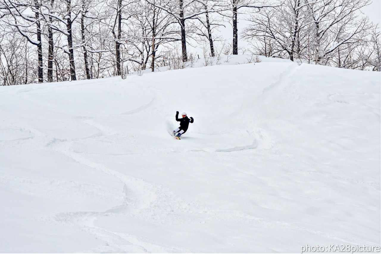 新嵐山スカイパーク・メムロスキー場　十勝エリアに待望の大雪＆パウダースノーがやって来た！歓喜のノートラックライディング(^^)v